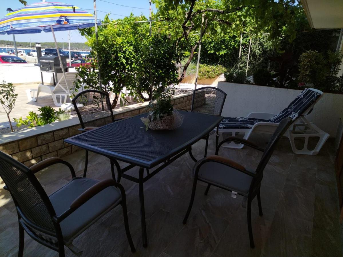 Apartmani Katarina Barbat na Rabu Kültér fotó