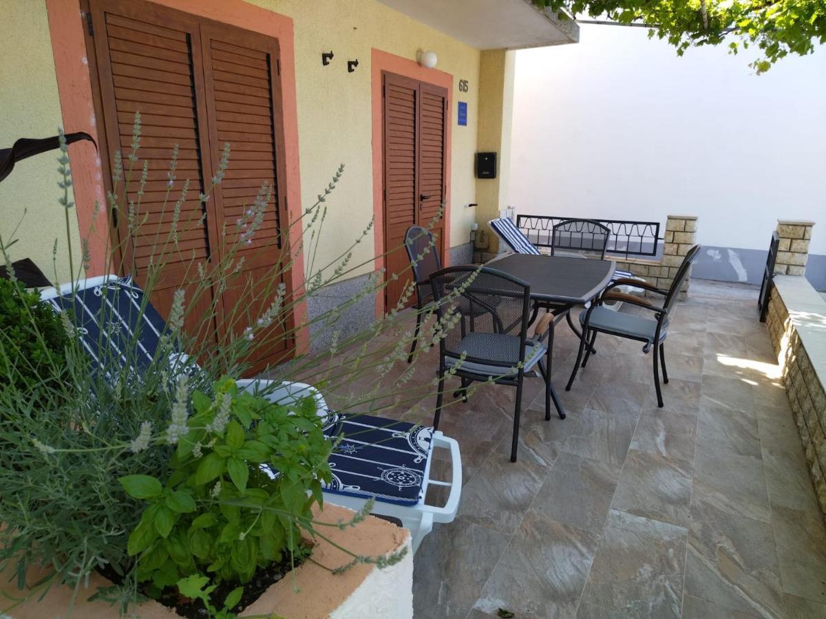 Apartmani Katarina Barbat na Rabu Kültér fotó