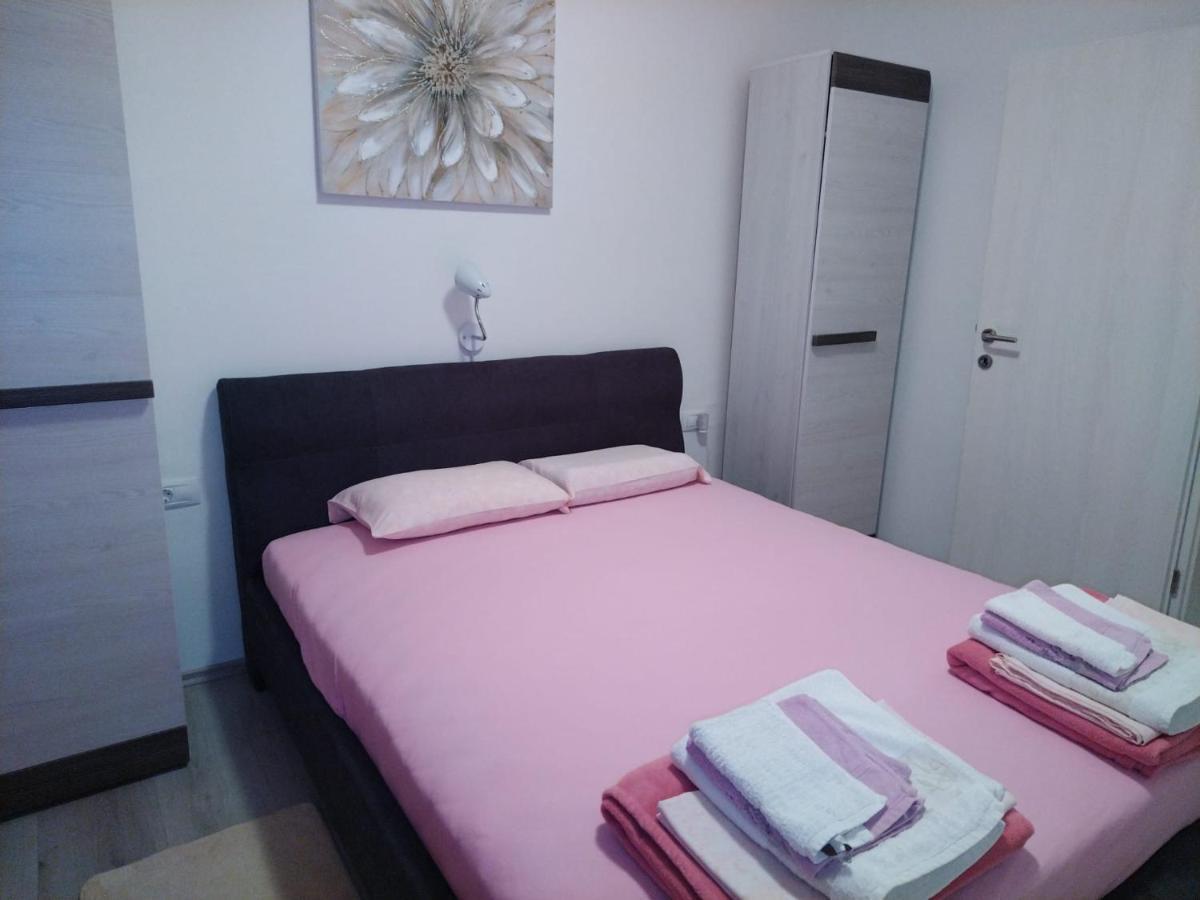 Apartmani Katarina Barbat na Rabu Kültér fotó