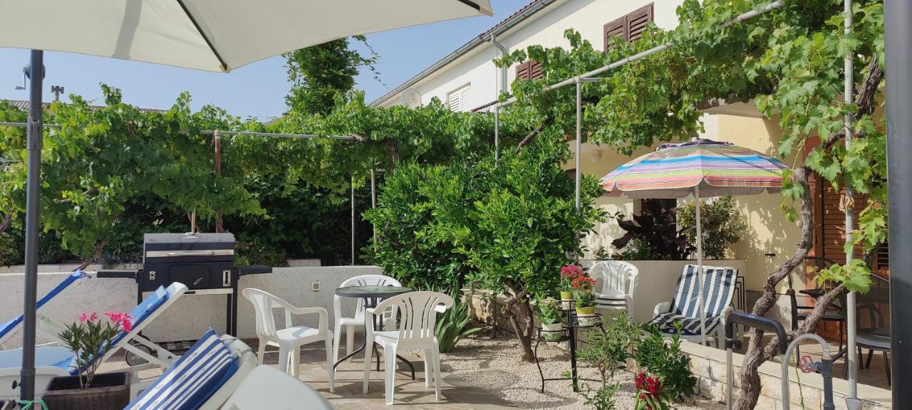 Apartmani Katarina Barbat na Rabu Kültér fotó