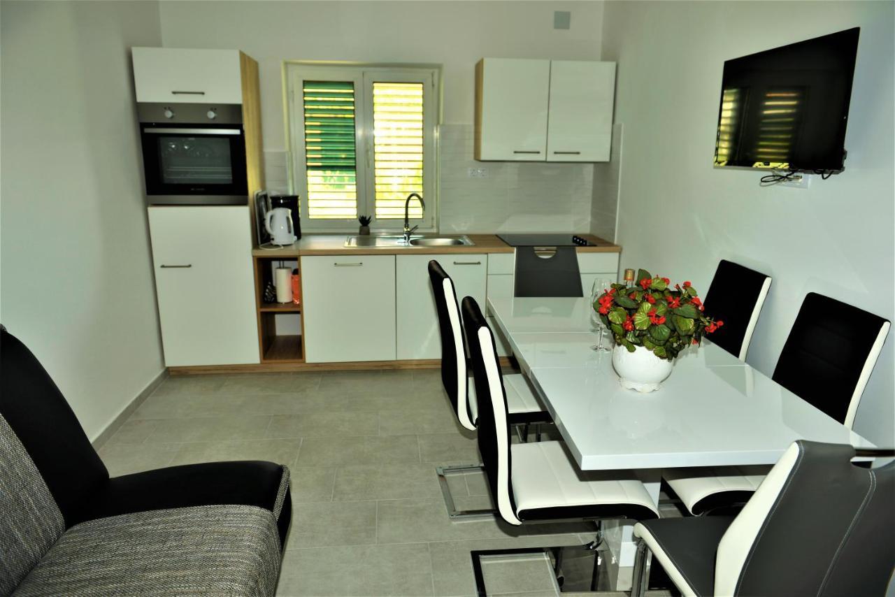 Apartmani Katarina Barbat na Rabu Kültér fotó