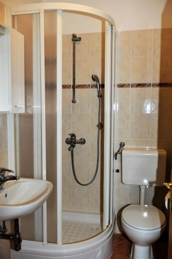 Apartmani Katarina Barbat na Rabu Kültér fotó